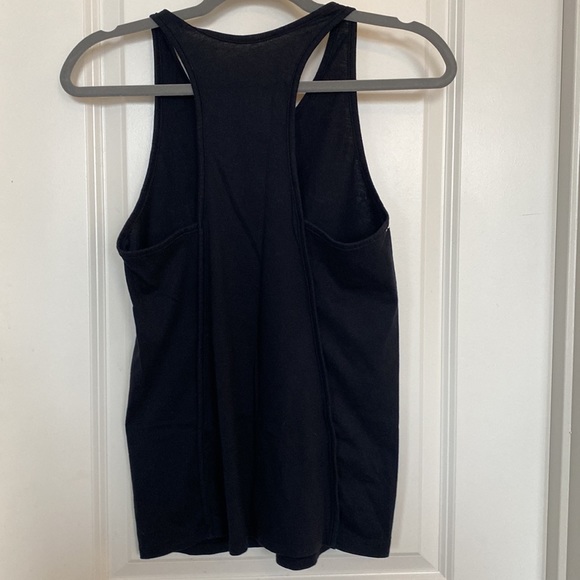 Under Armour tank top - Picture 3 of 4